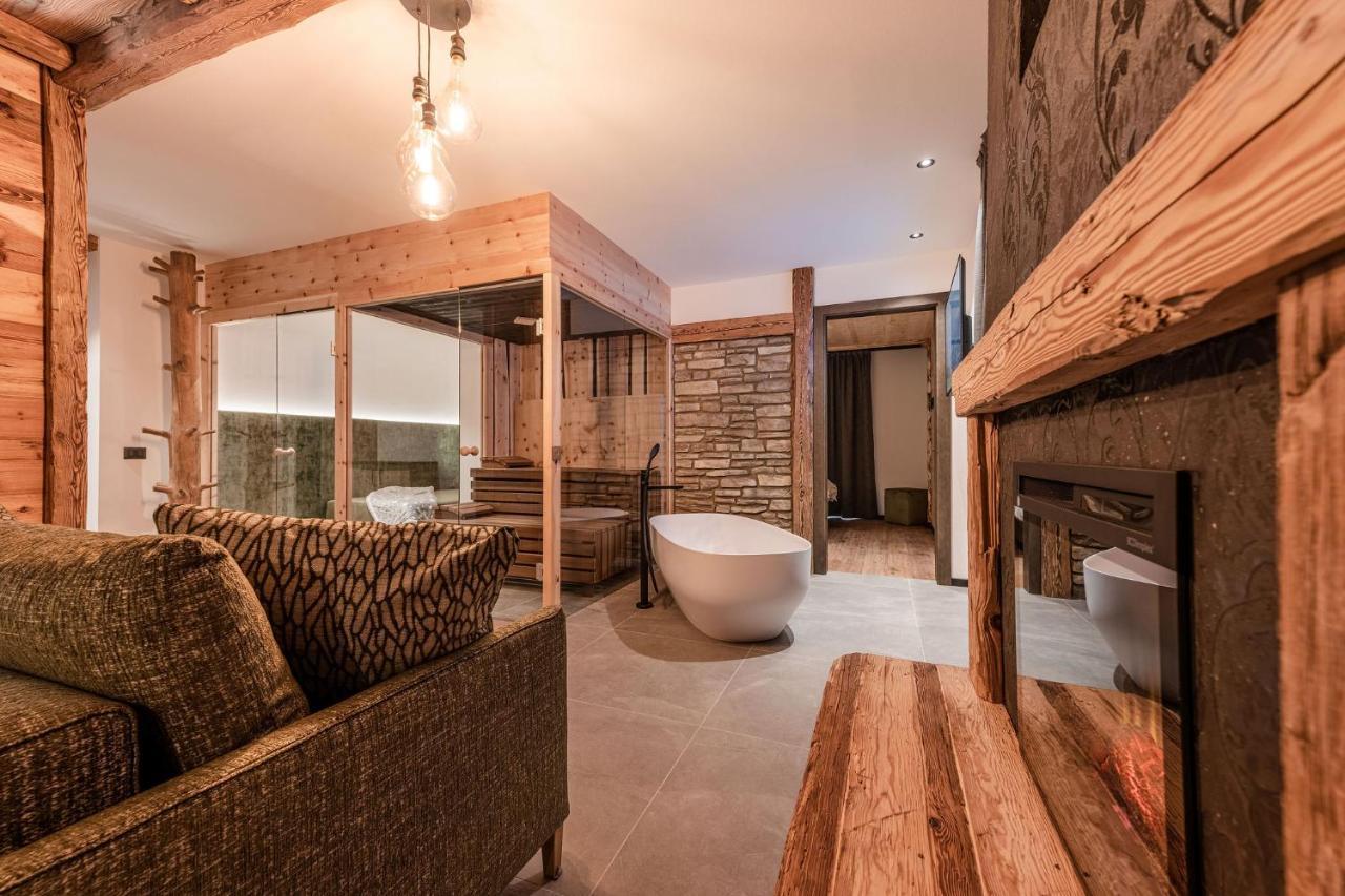 Nidaris - Luxury Private Spa Suites Male Luaran gambar