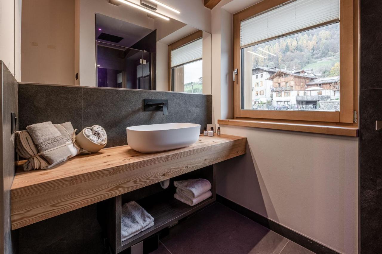 Nidaris - Luxury Private Spa Suites Male Luaran gambar