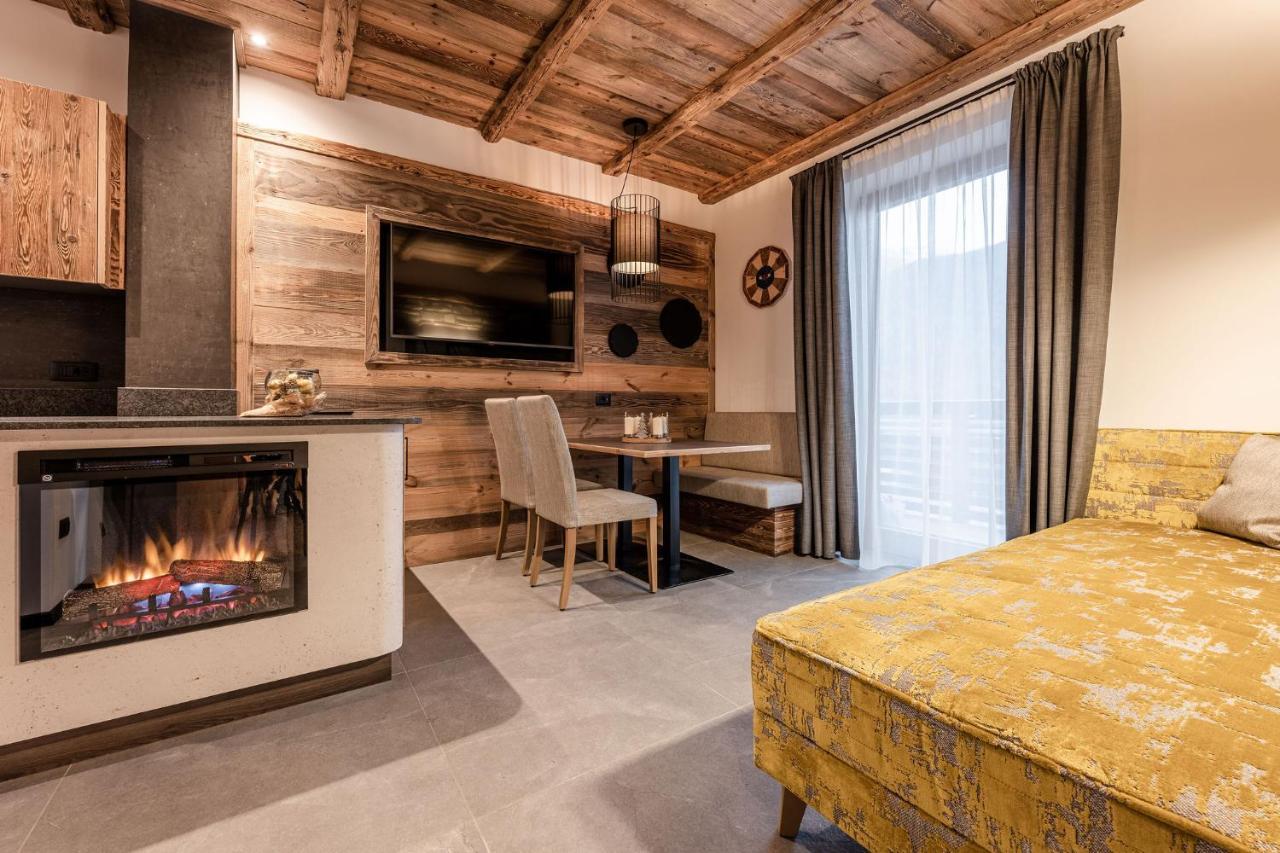 Nidaris - Luxury Private Spa Suites Male Luaran gambar