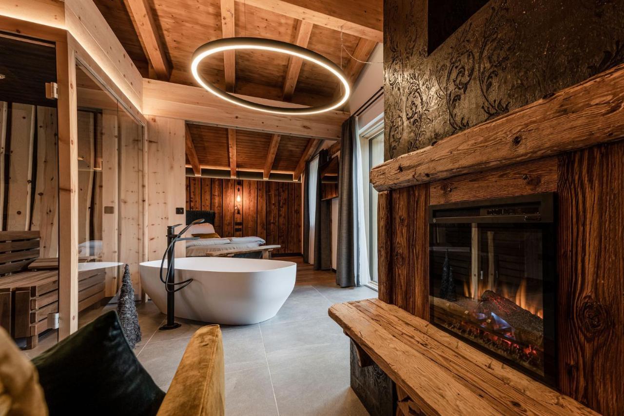 Nidaris - Luxury Private Spa Suites Male Luaran gambar