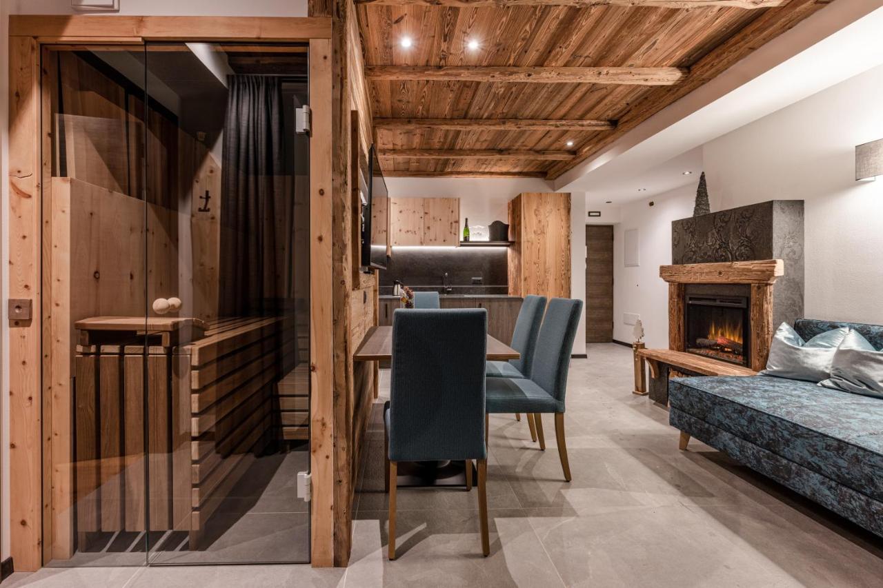 Nidaris - Luxury Private Spa Suites Male Luaran gambar