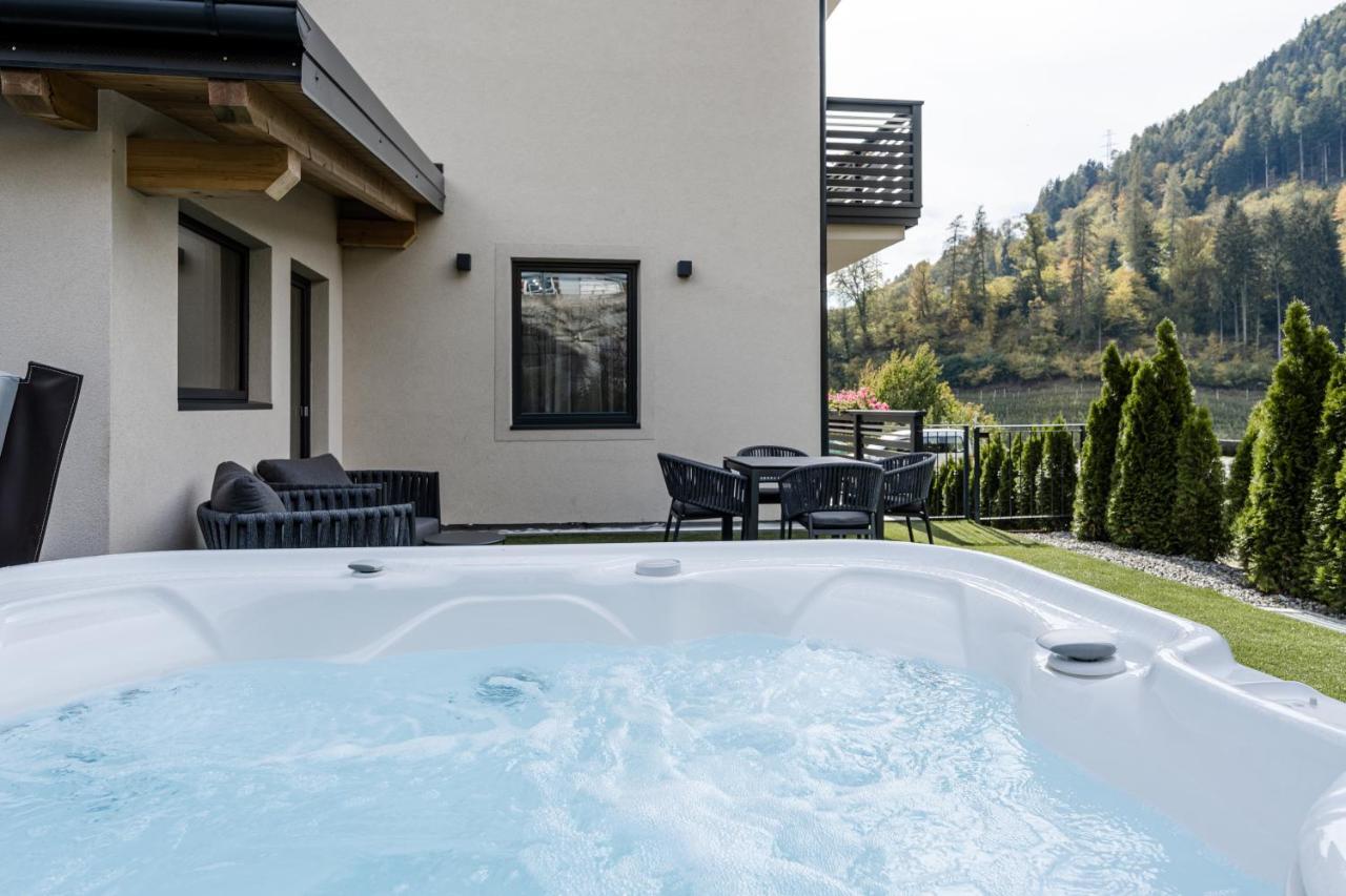Nidaris - Luxury Private Spa Suites Male Luaran gambar
